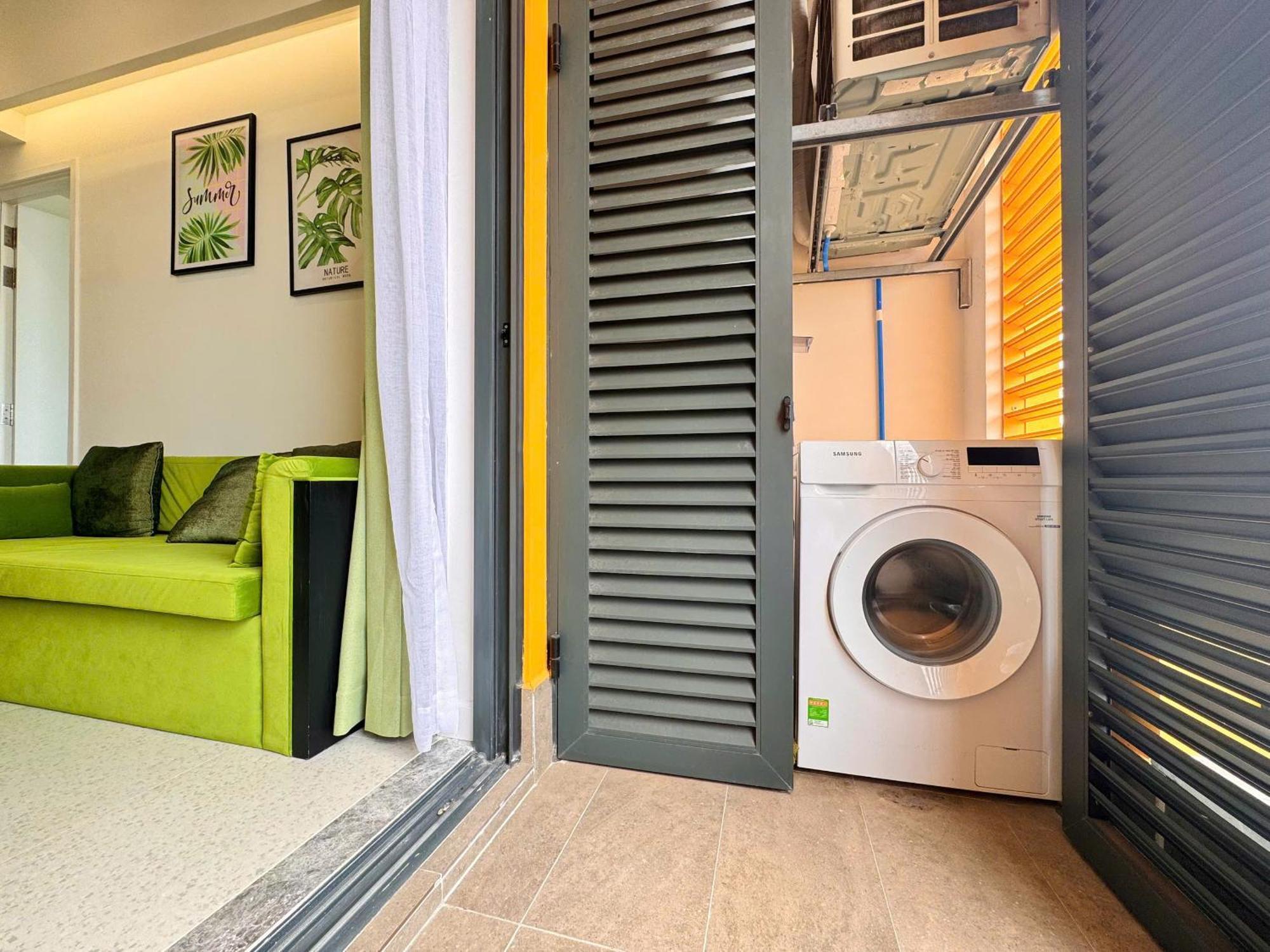 Sunset Town Apartment *