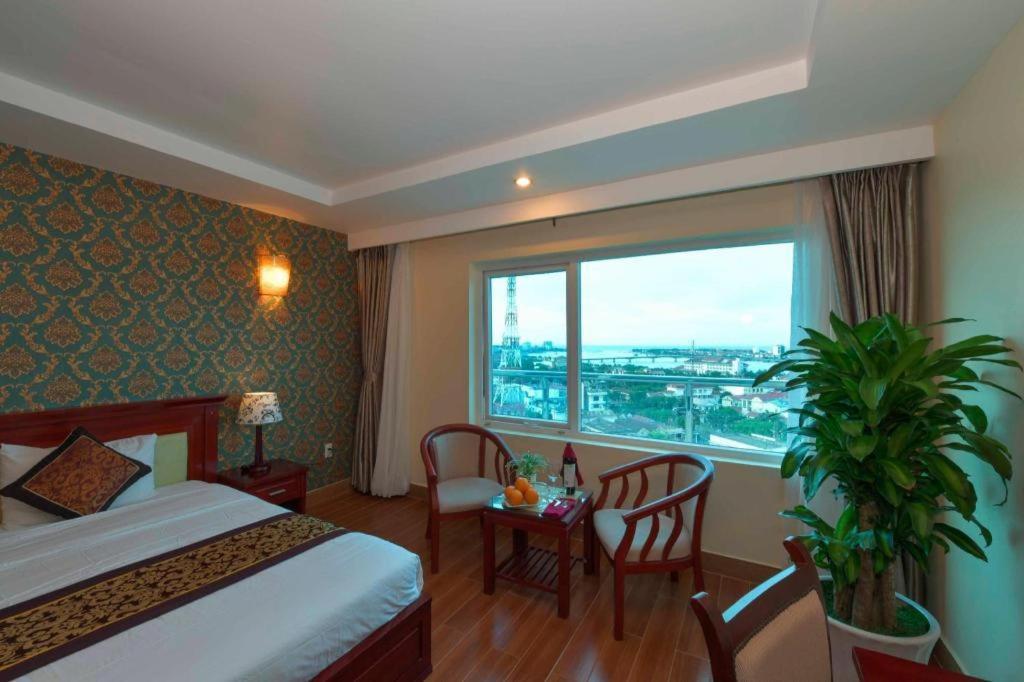 Hotel Tan Binh Dong Hoi