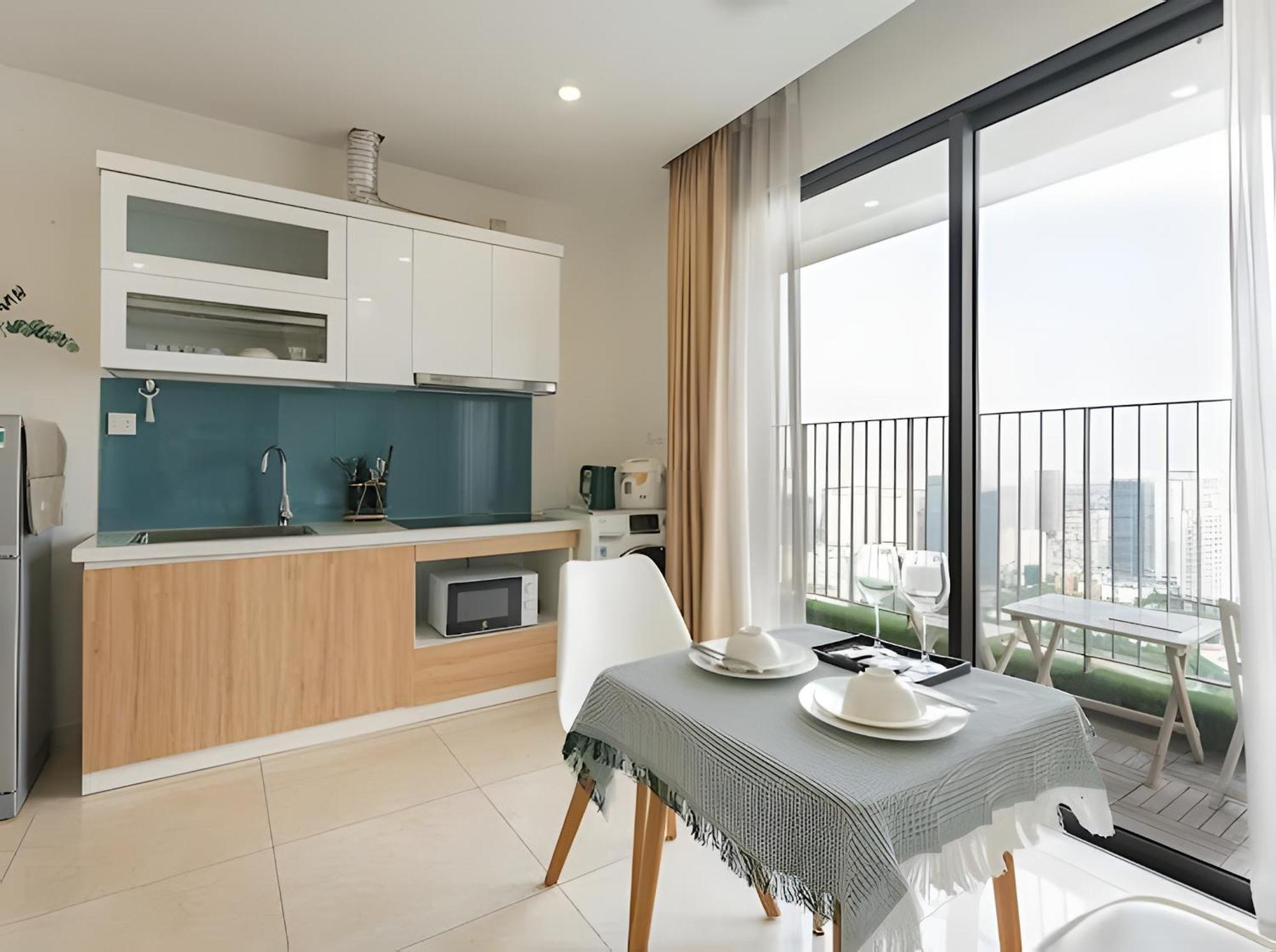 Hela Housing Vinhomes D'capitale - Tran Duy Hung Street Aparthotel *