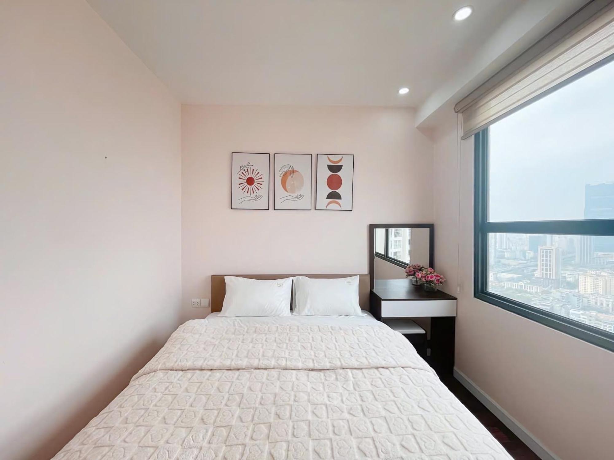 Aparthotel Hela Housing Vinhomes D'capitale - Tran Duy Hung Street *