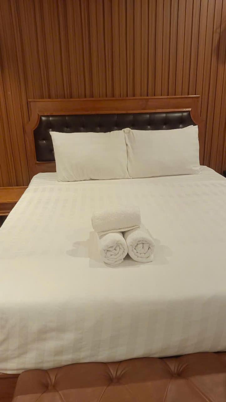 Premium Sonata Saigon