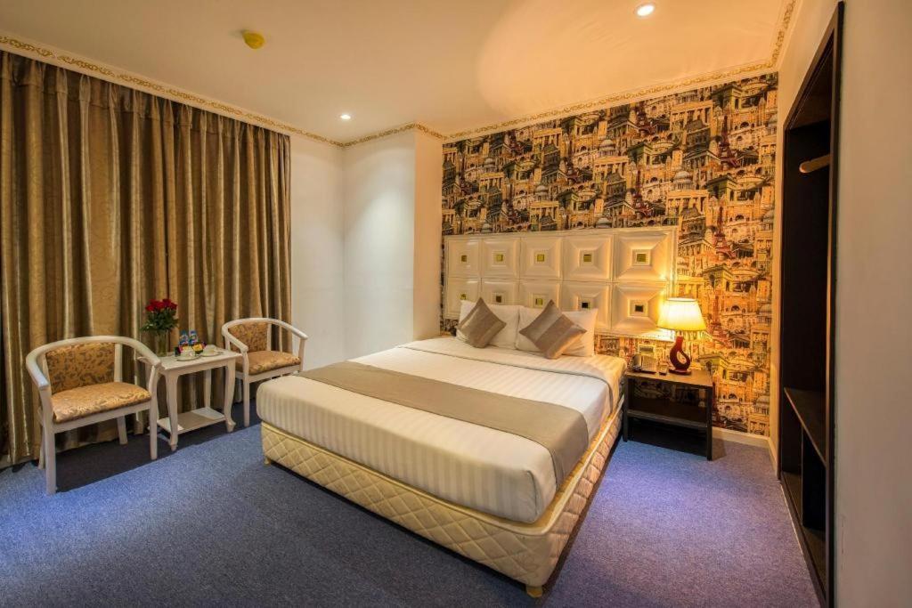 Golden Crown Saigon Hotel Ho Chi Minh City