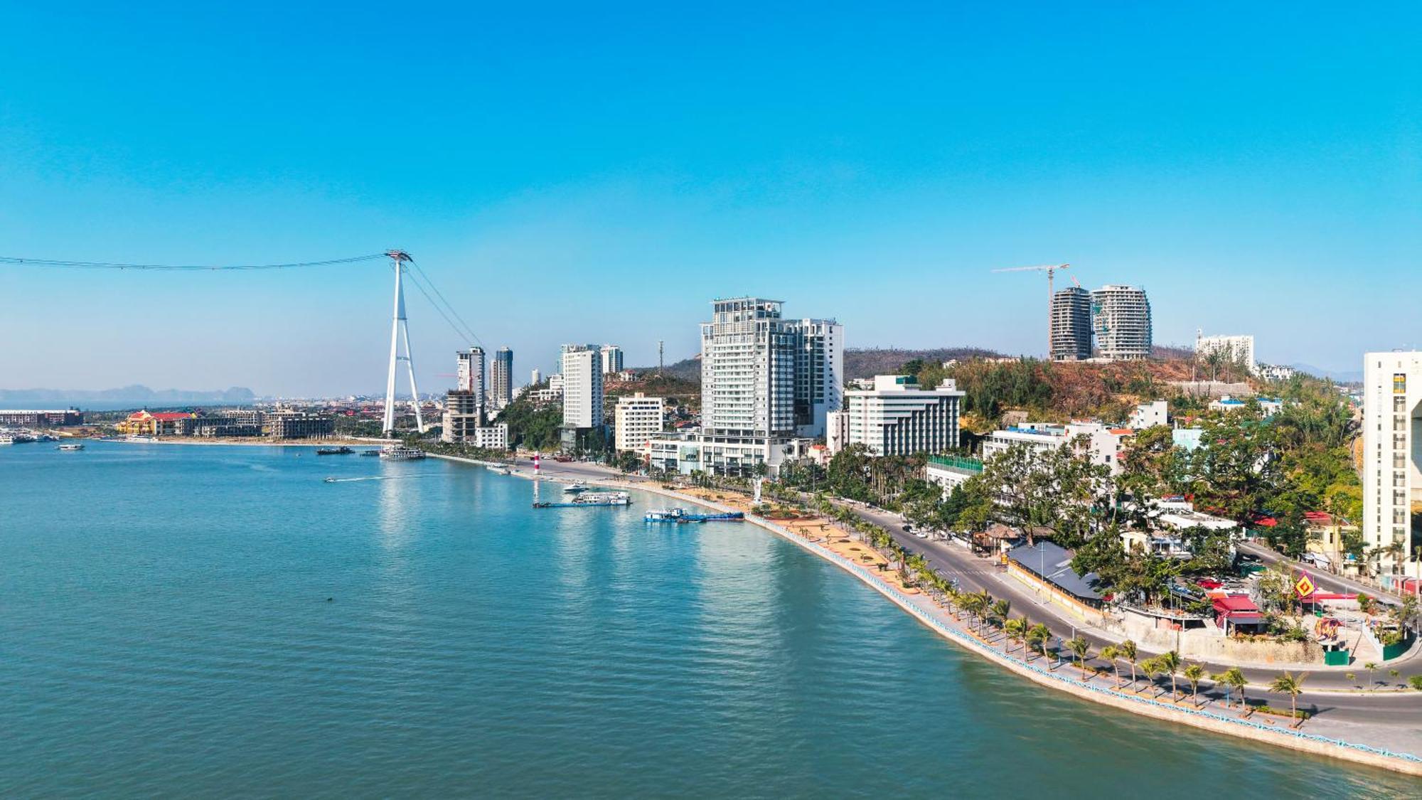 Wyndham Legend Halong Hotel Ha Long
