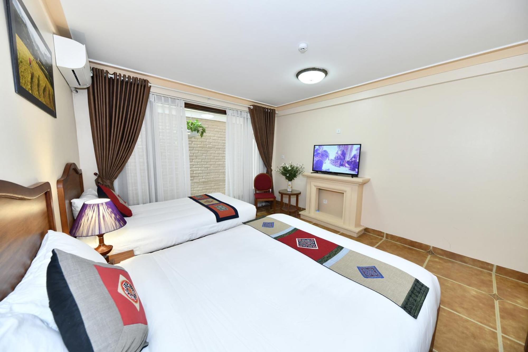 Hotel Symphony 3*