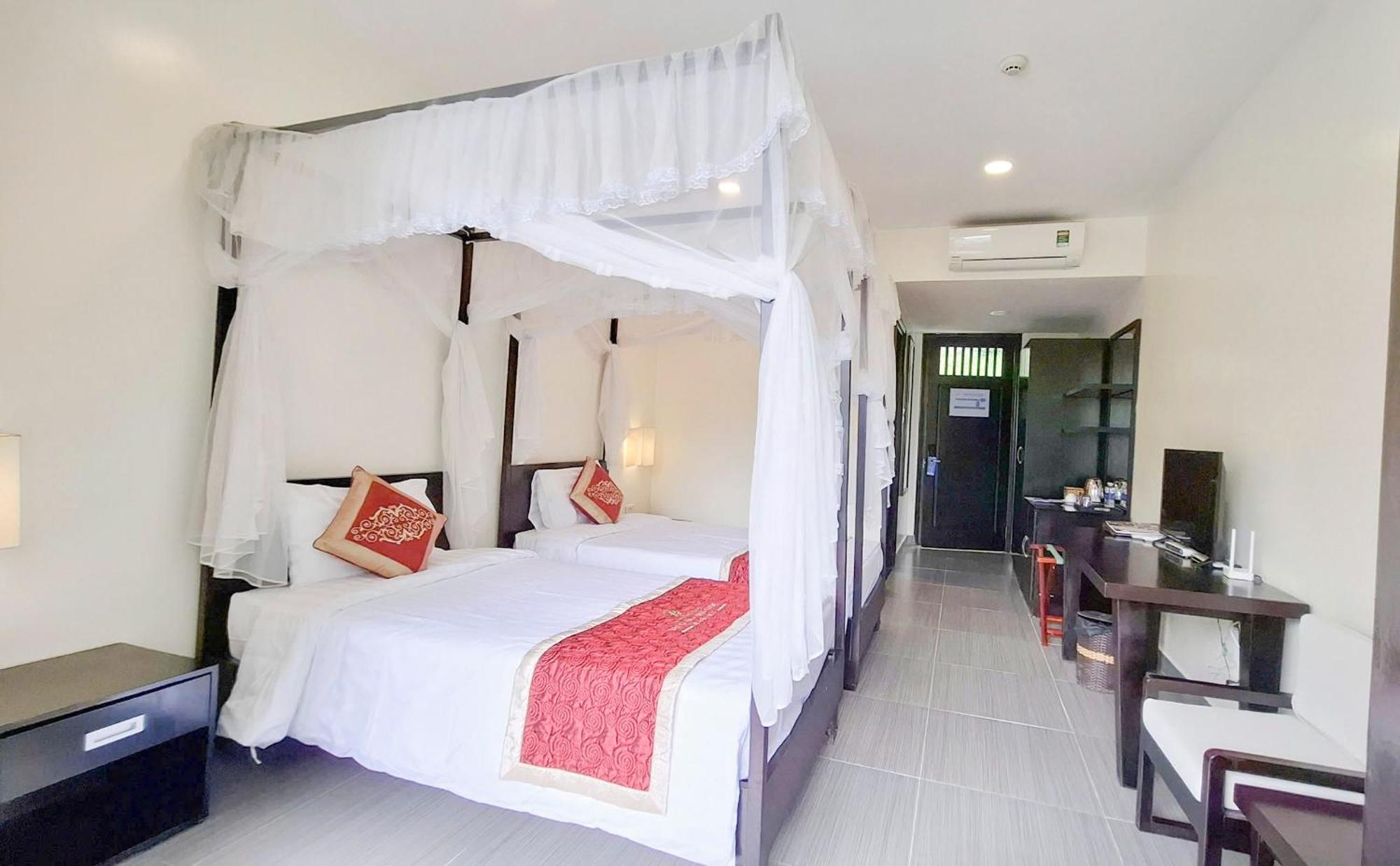 Sai Gon - Ban Gioc Hotel