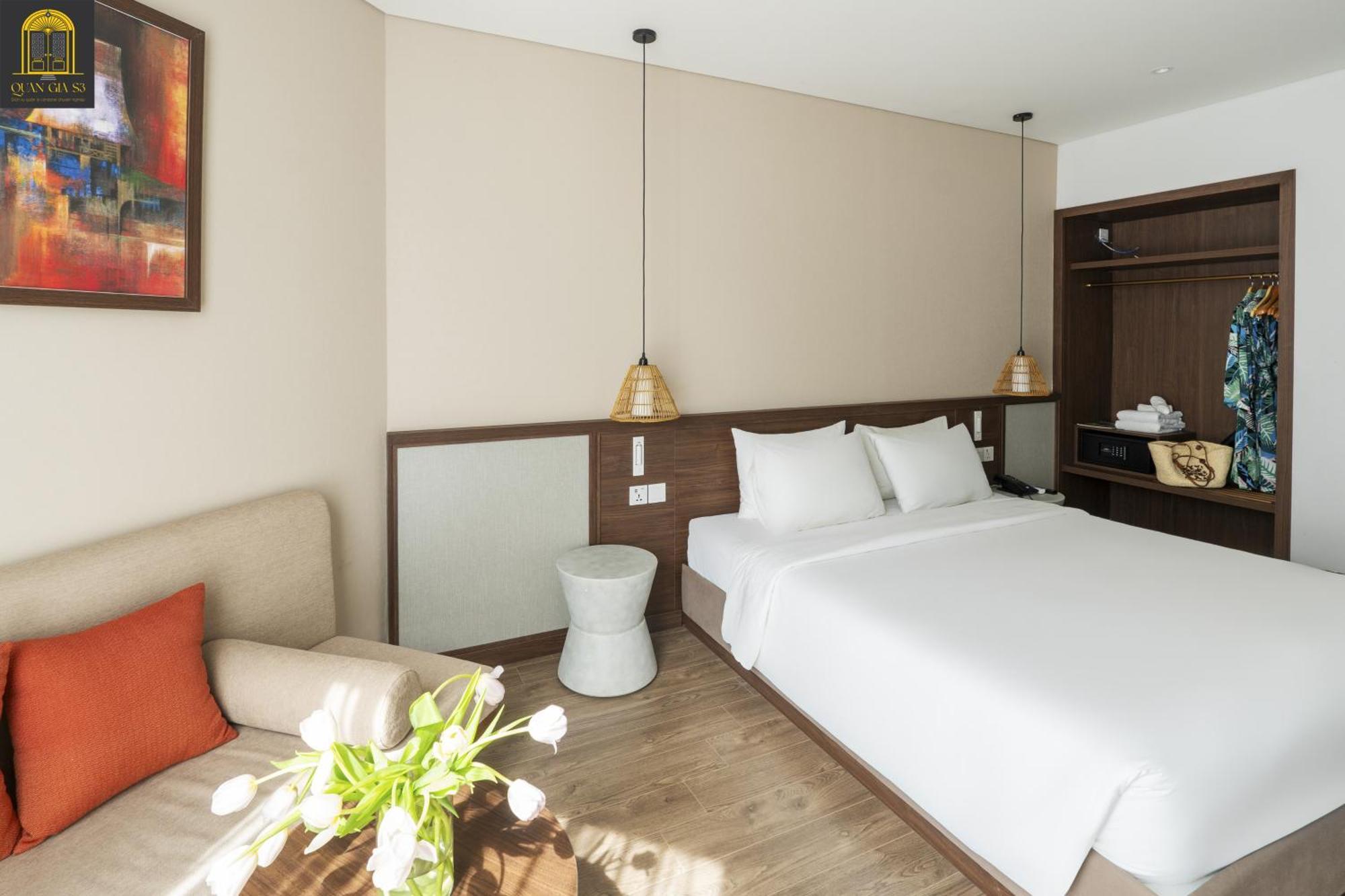 Mandala Oceanfront Driftwood Hotel