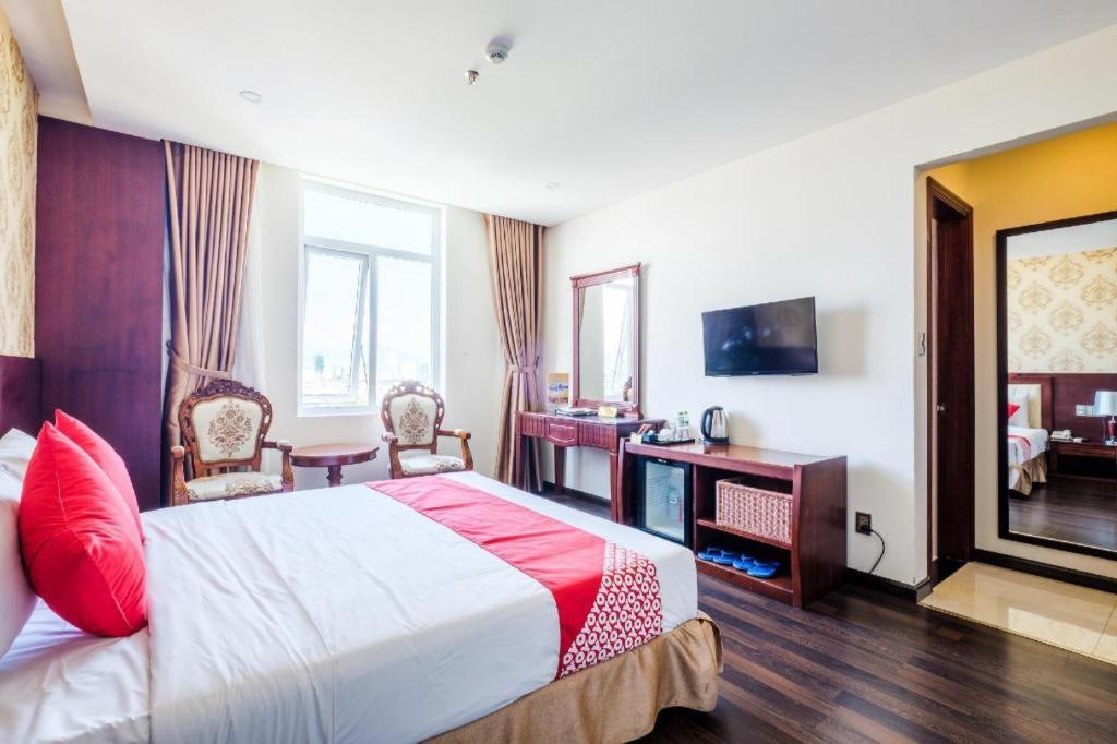 Gic Land Hotel 3*