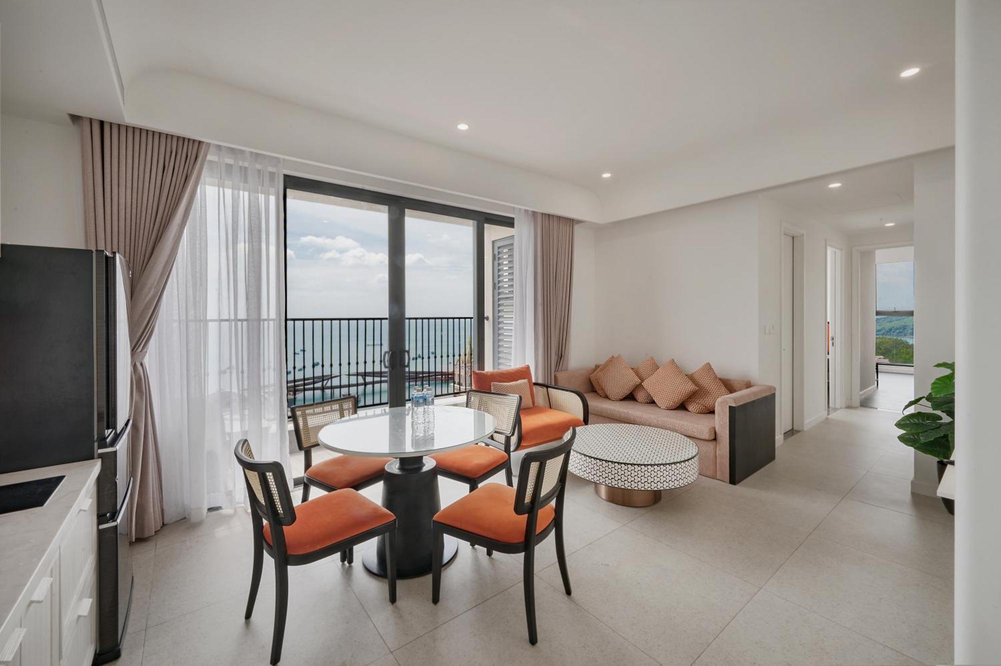 Hotel Elyday Hillside - Sea & Firework View Phu Quoc
