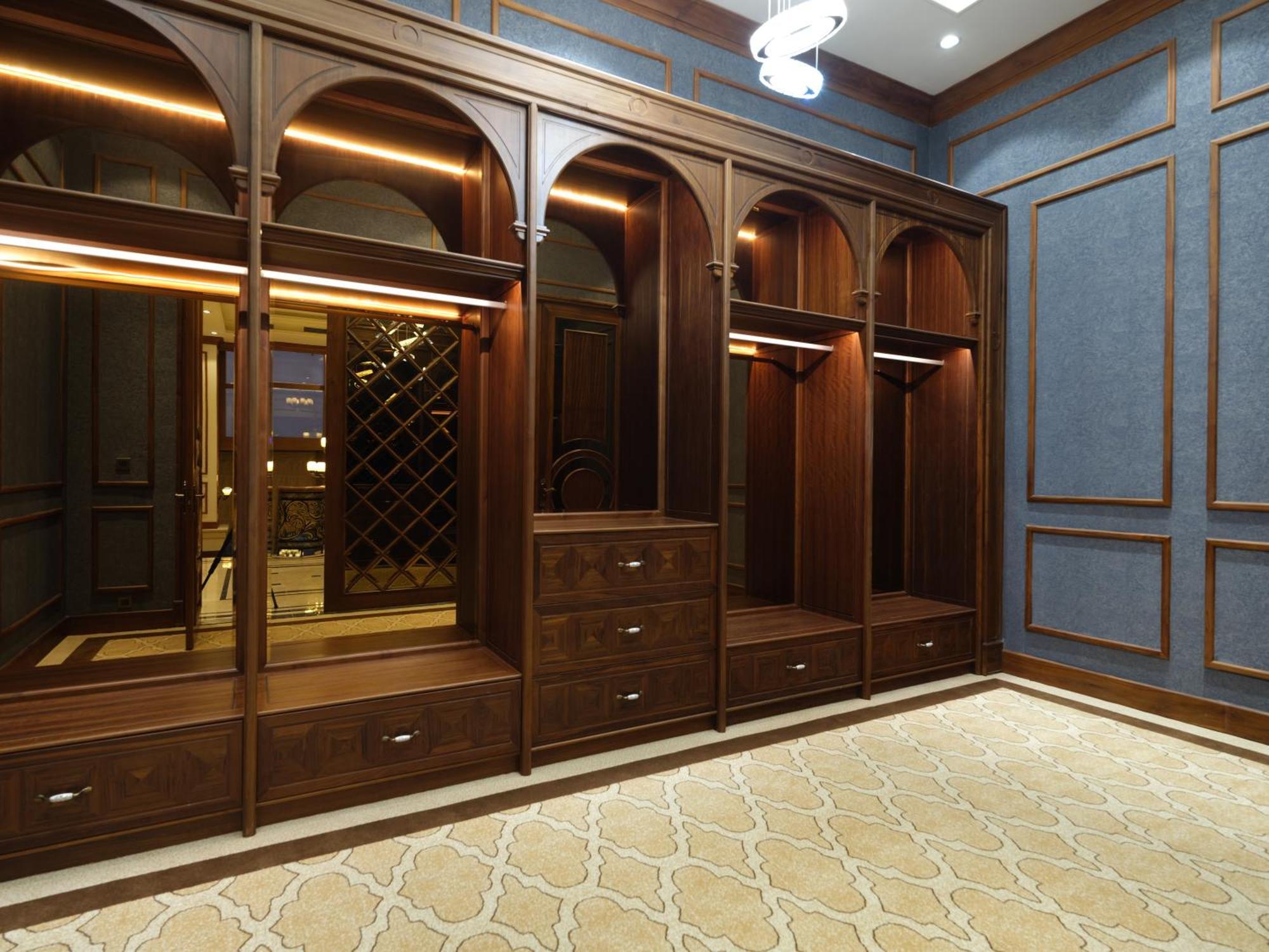 Wyndham Legend Khách sạn 5*