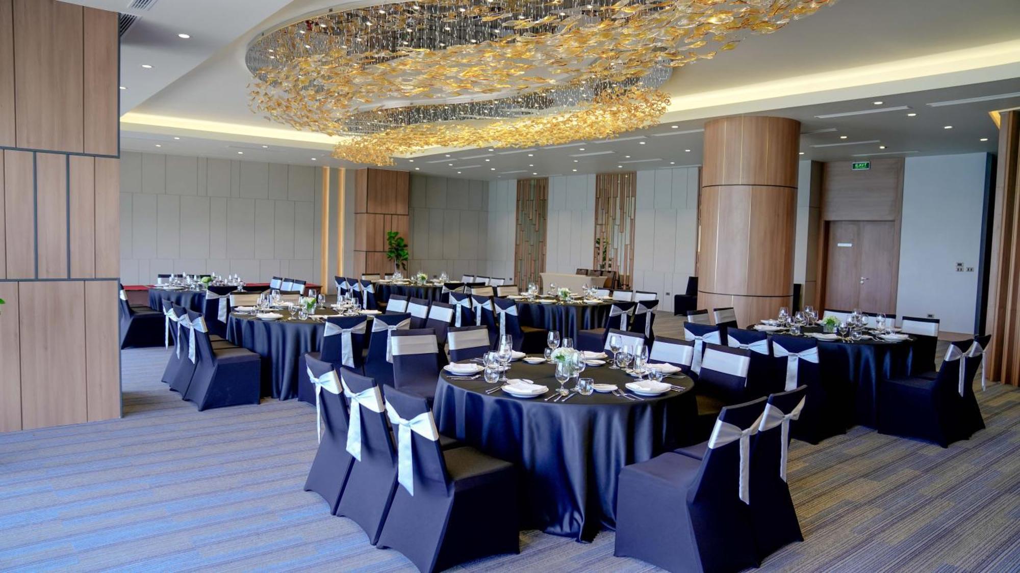 Hotel Wyndham Legend Halong Ha Long
