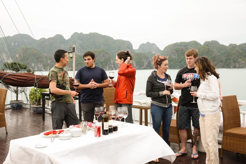 Halong Aclass Stellar Cruise 4* Ha Long