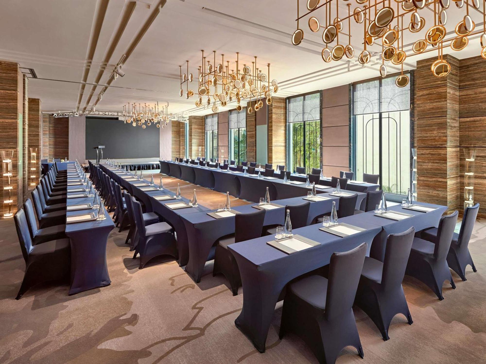Moevenpick Centre Hotel