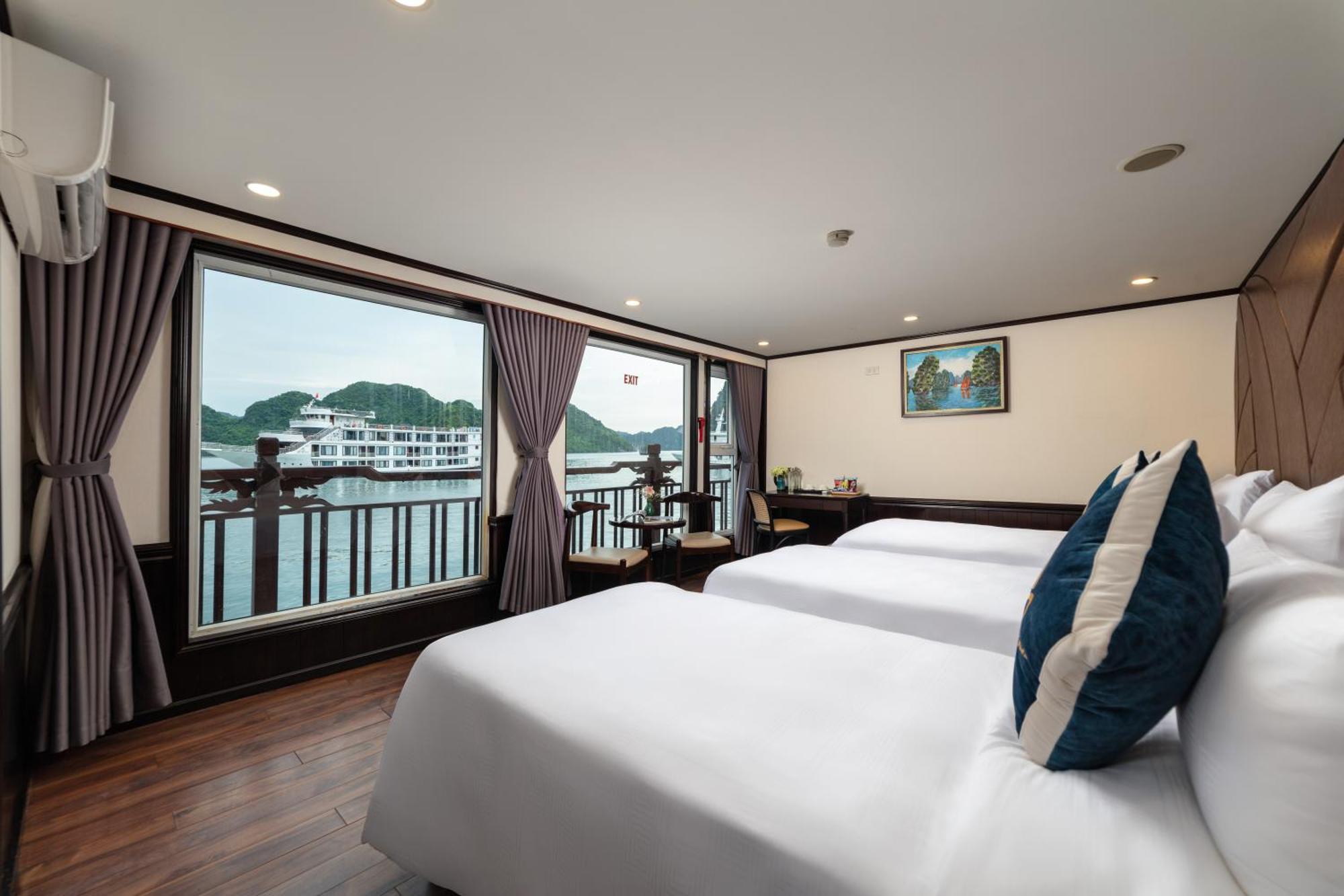 Botel Amanda Halong Cruise Ha Long