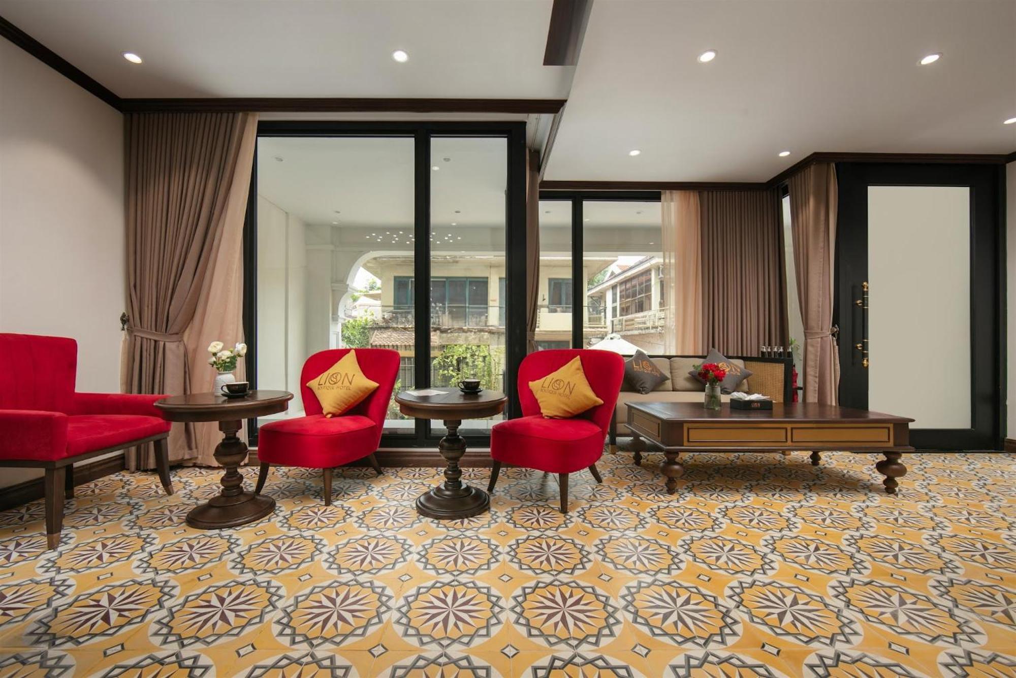 Westlake Lion Boutique * Hanoi