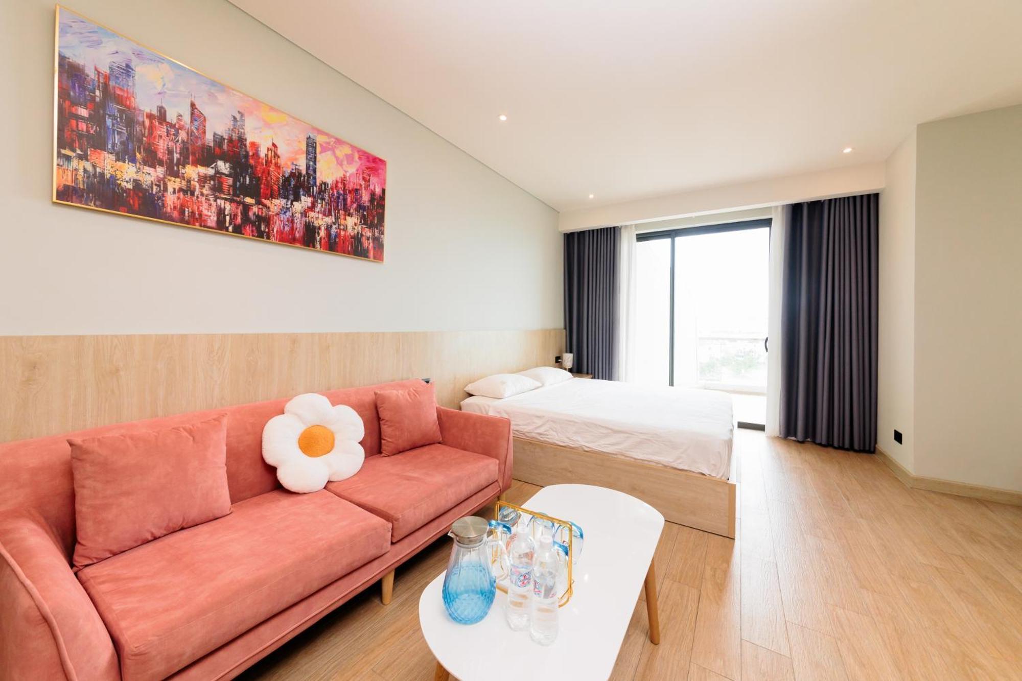 Comzy Apartment *