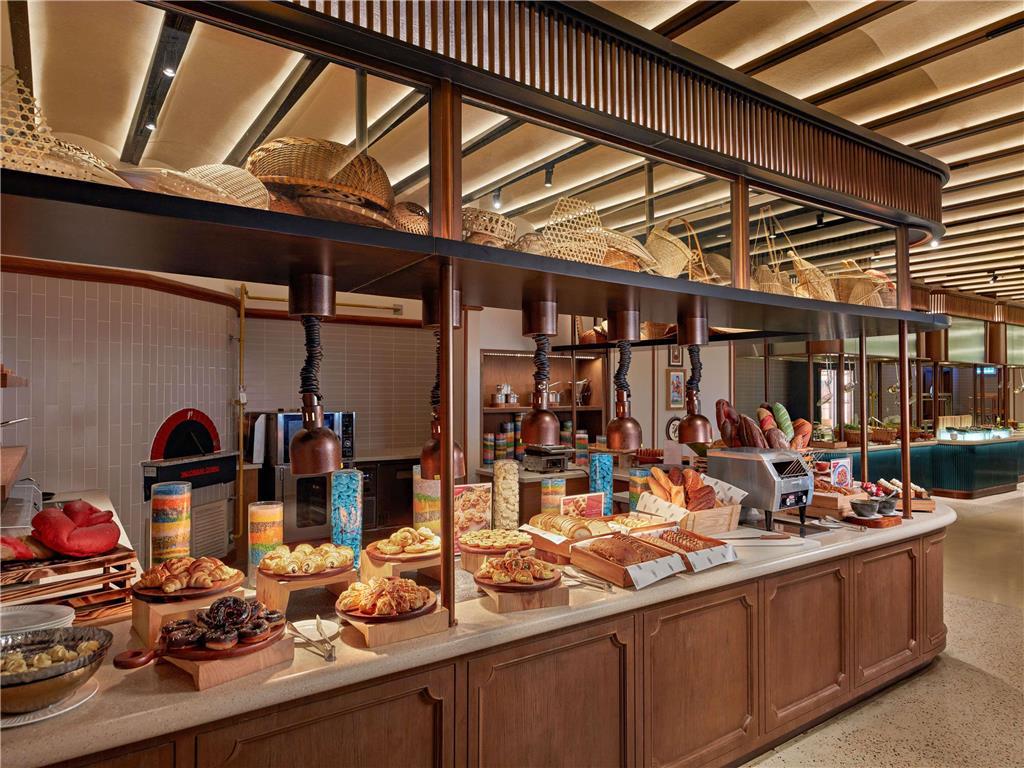 Moevenpick Resort 5*