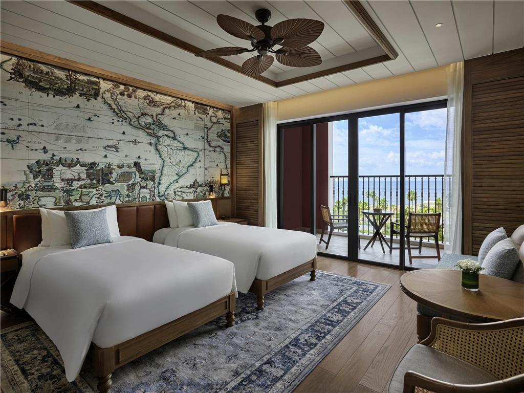 Resort Moevenpick 5*