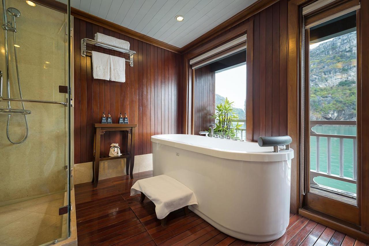 Paradise Peak Cruise 5* Ha Long