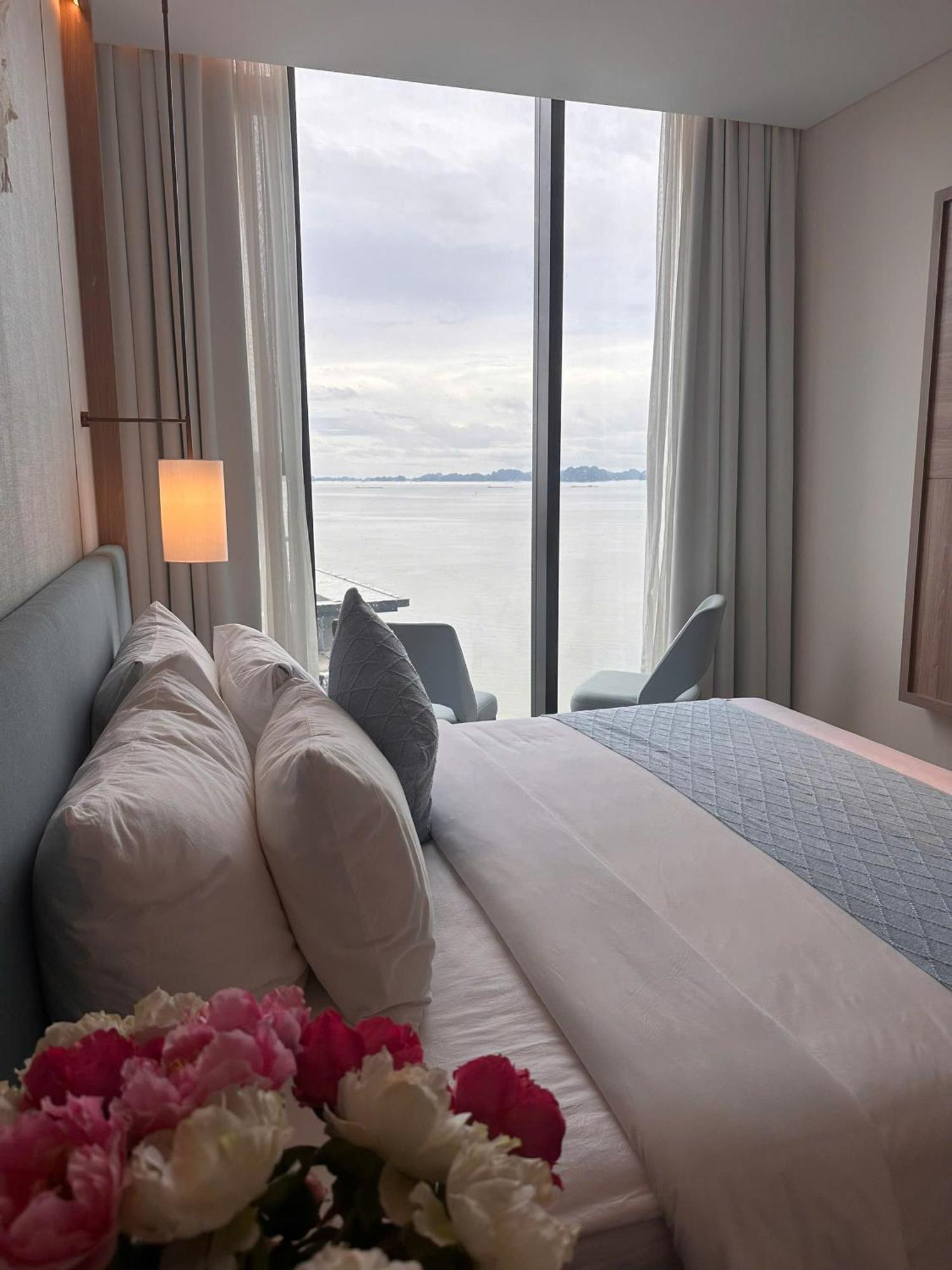 Elegant Alacarte Apartment