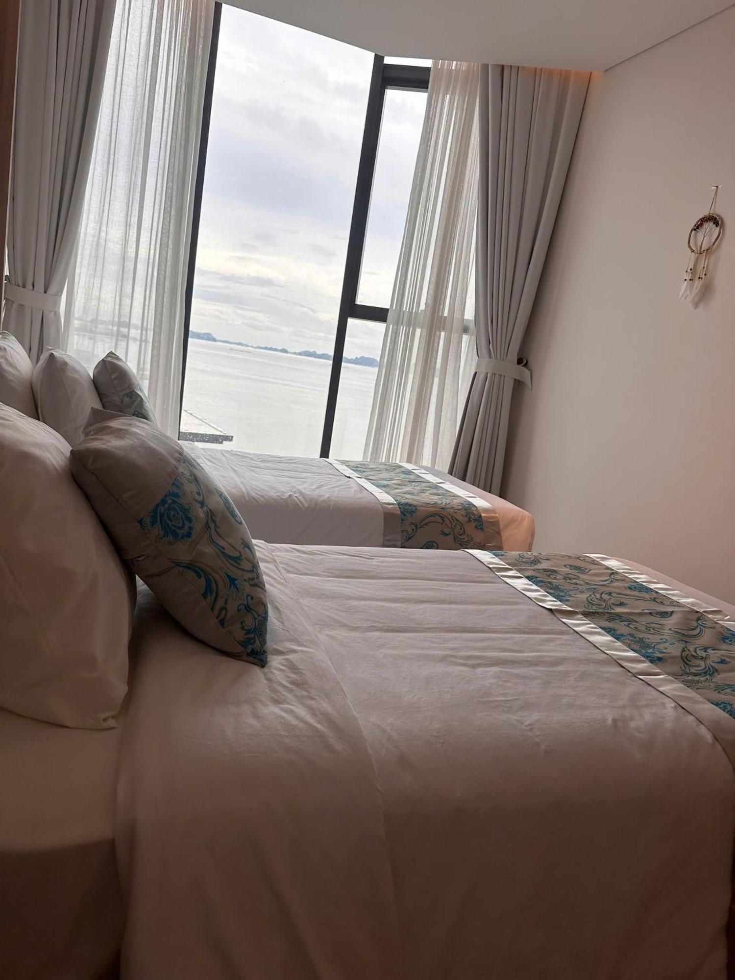Elegant Alacarte Ha Long