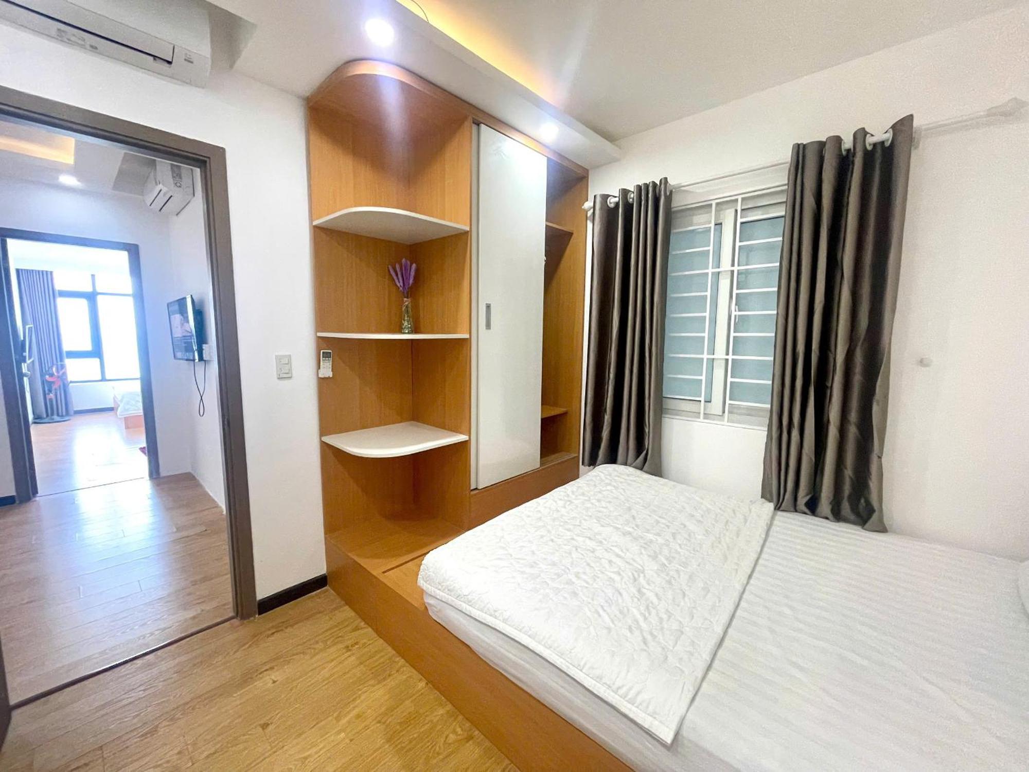 Beachfront Hon Chong Apartment