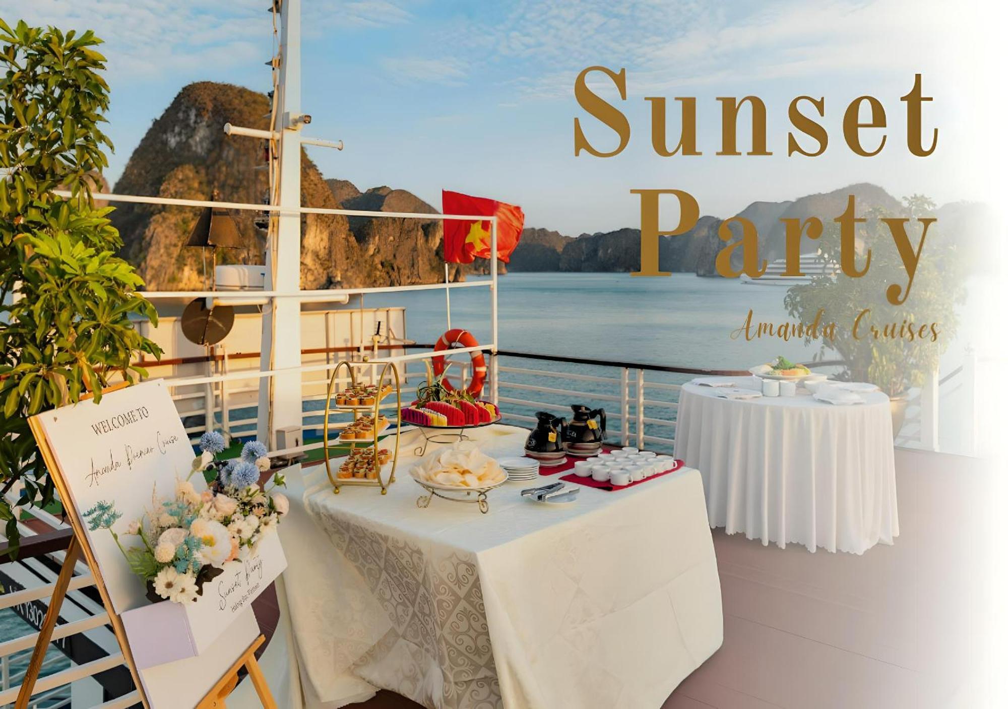 Botel Amanda Halong Cruise 5*