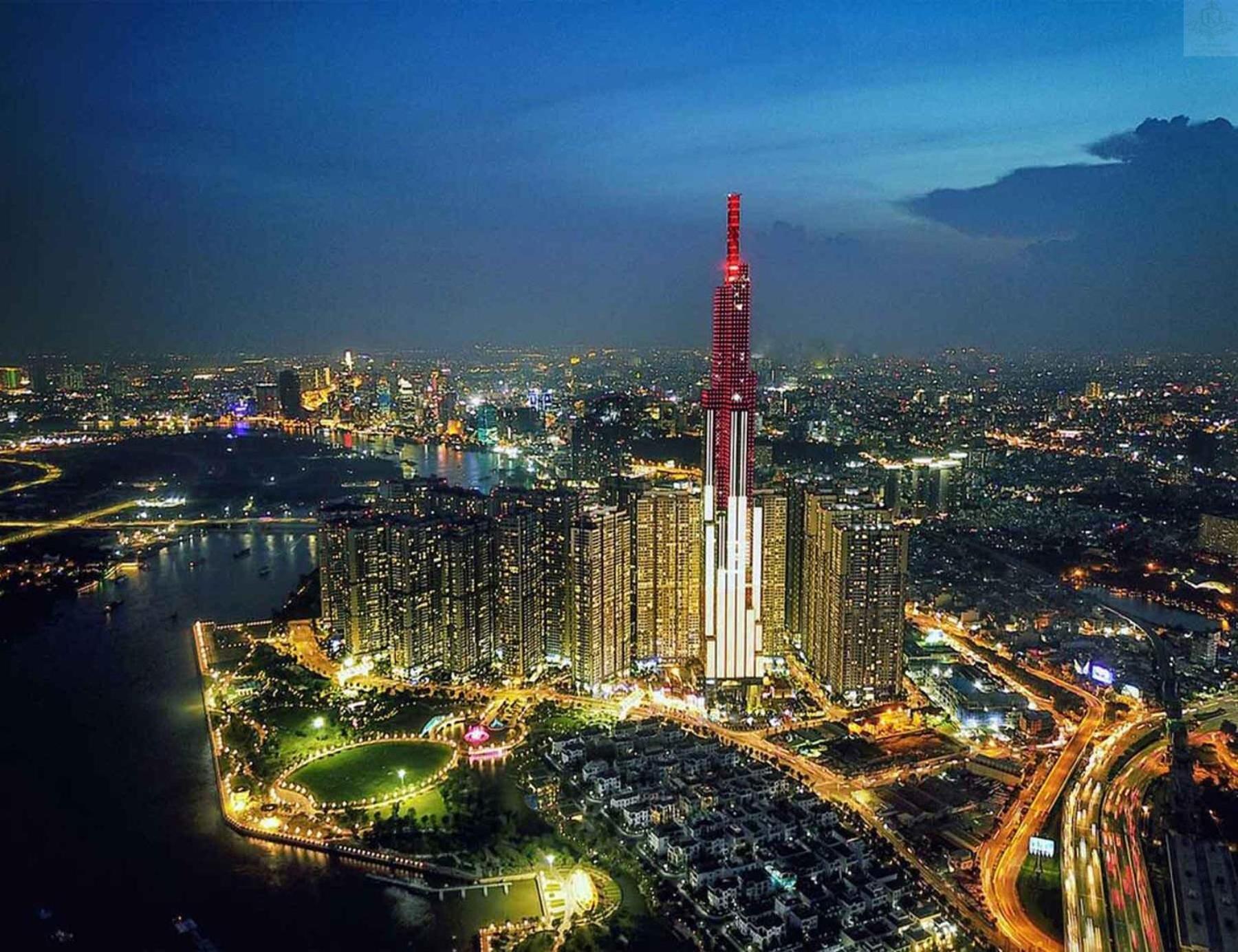 The Landmark 81 Riverside Resident