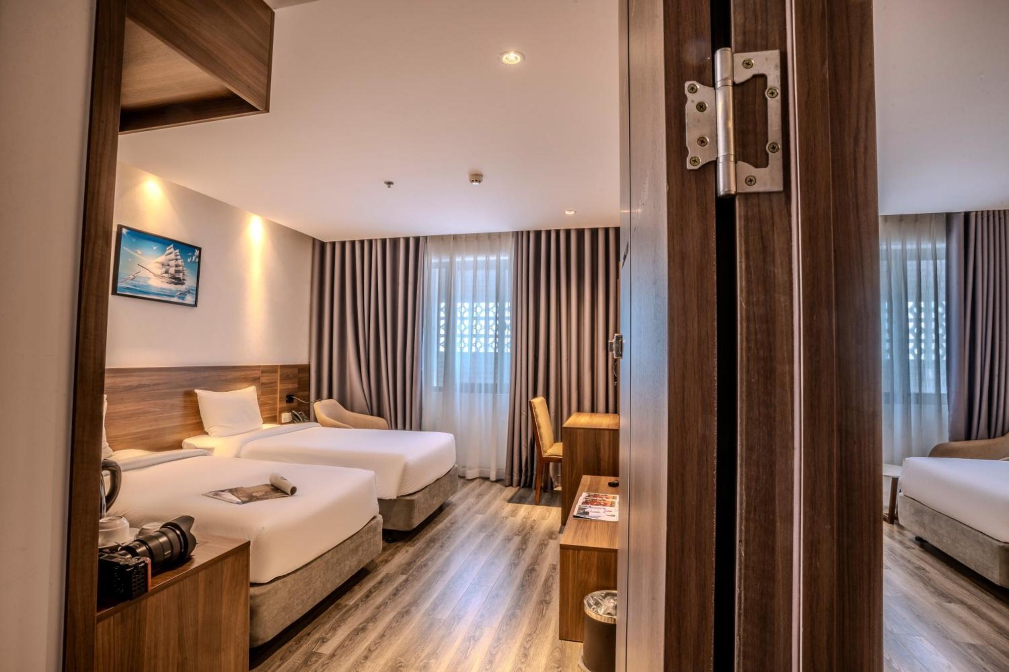 Hotel Astica 4*
