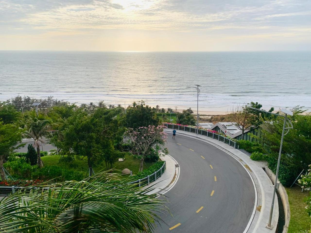 1br Direct Seaview - 5 Mins To The - Infinity Pool - Apec Mui Ne Aparthotel *