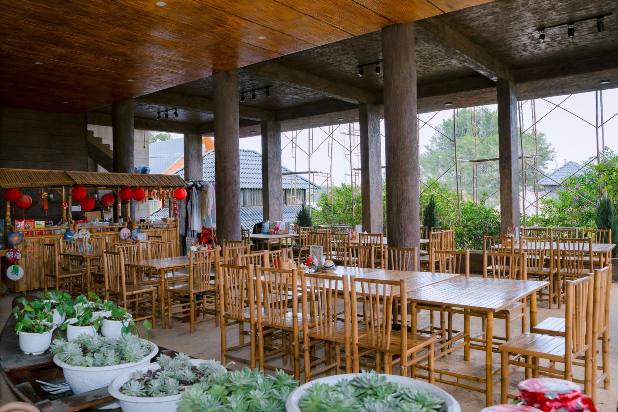 Tinh Vien Hotel *