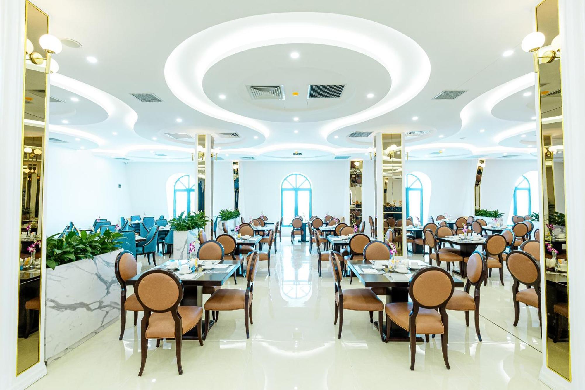 Adamo Hotel