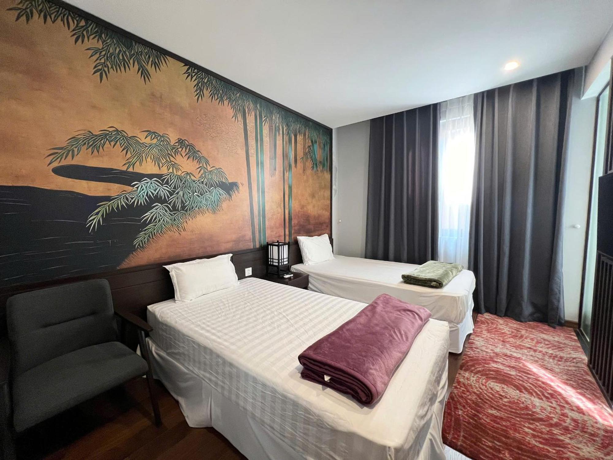 Lotus Wyndham Thanh Thuy 4*