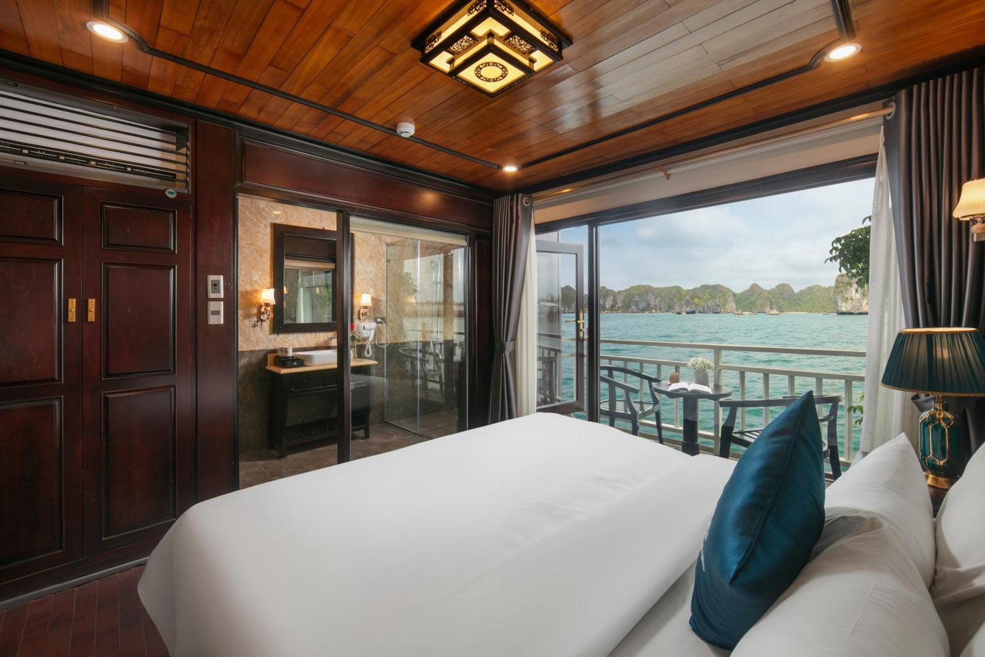 Halong Arcadia Cruise 
