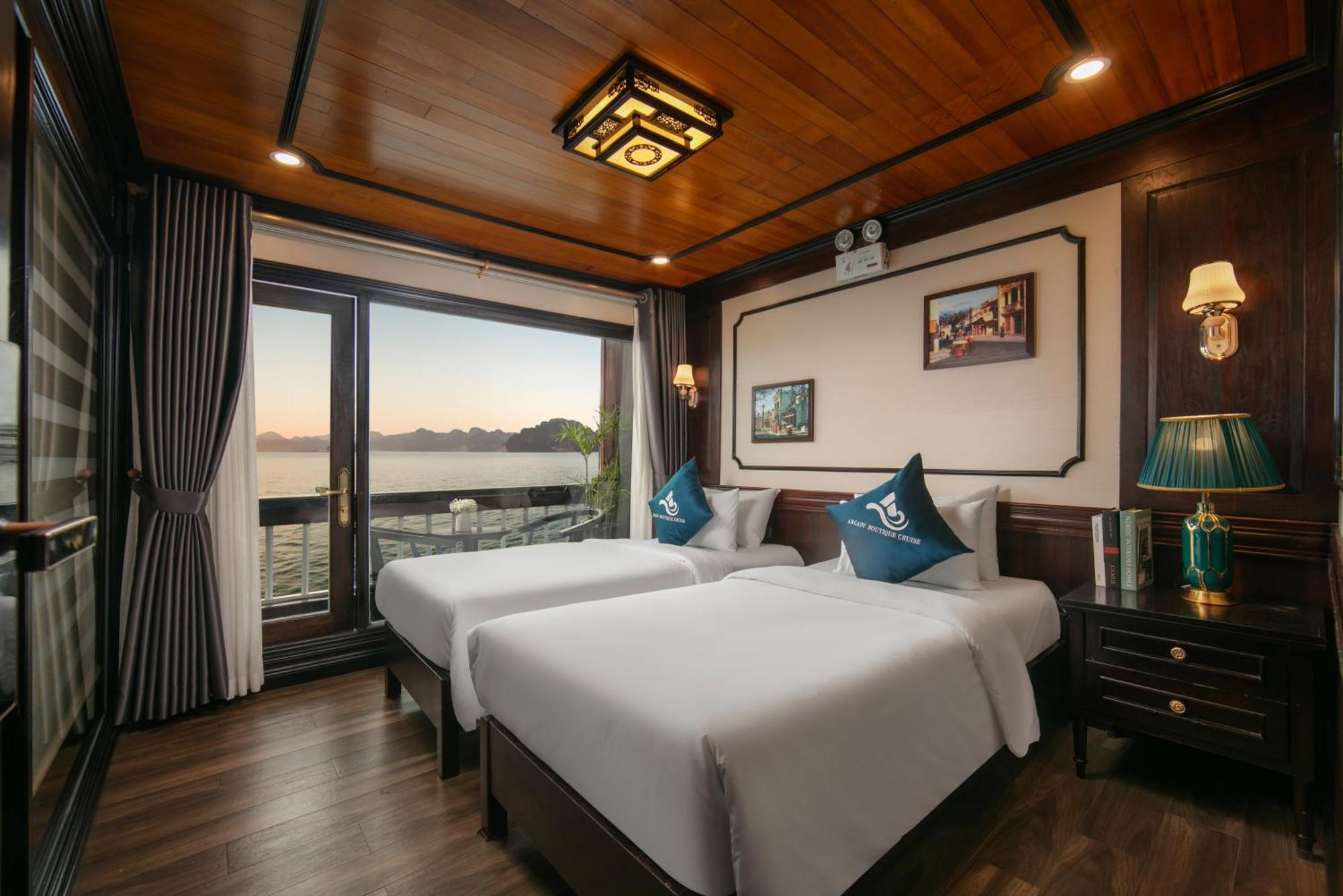 Halong Arcadia Cruise
