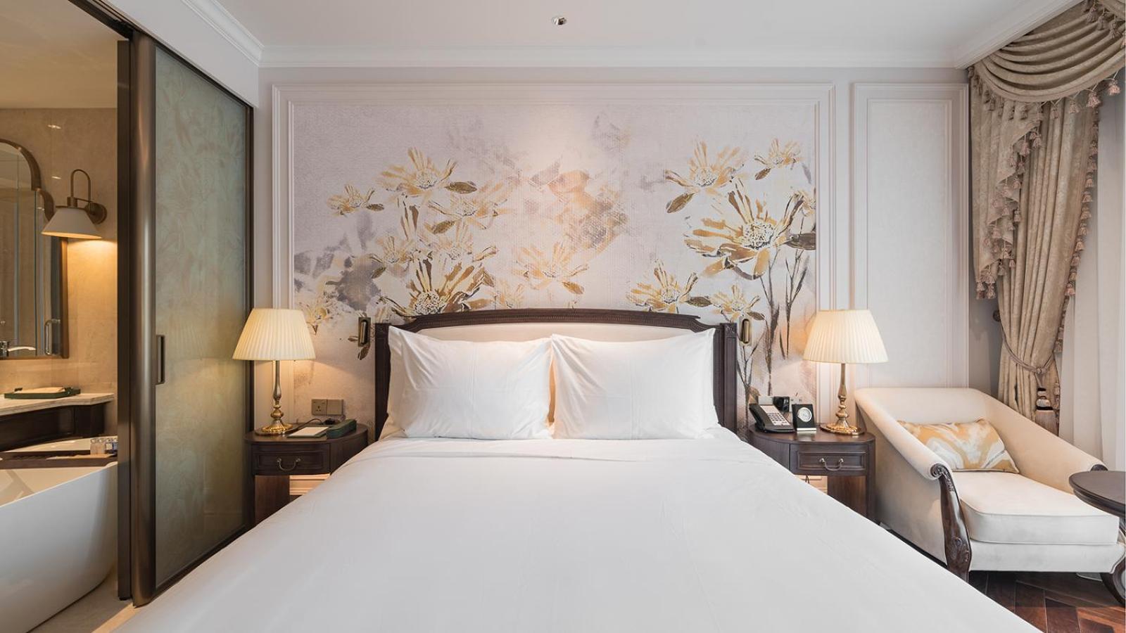 Golden Imperial Hotel