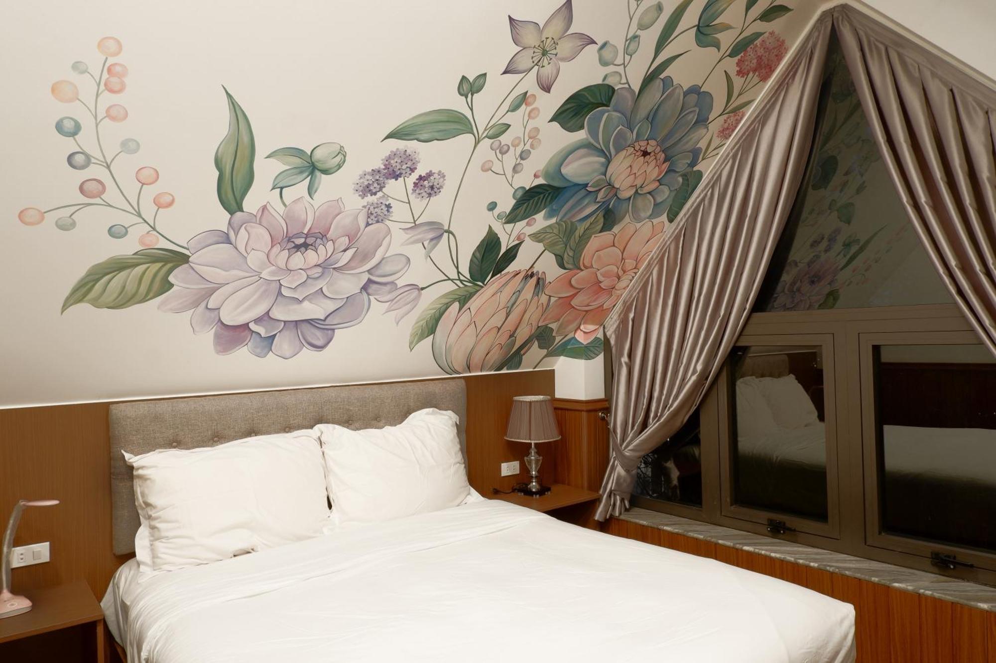 Hotel Faru Pine Woods *