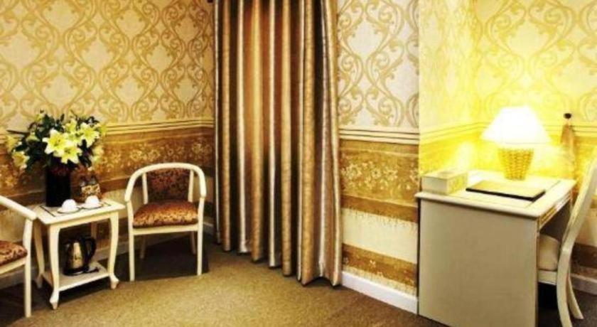 Hotel Golden Crown Saigon 3*