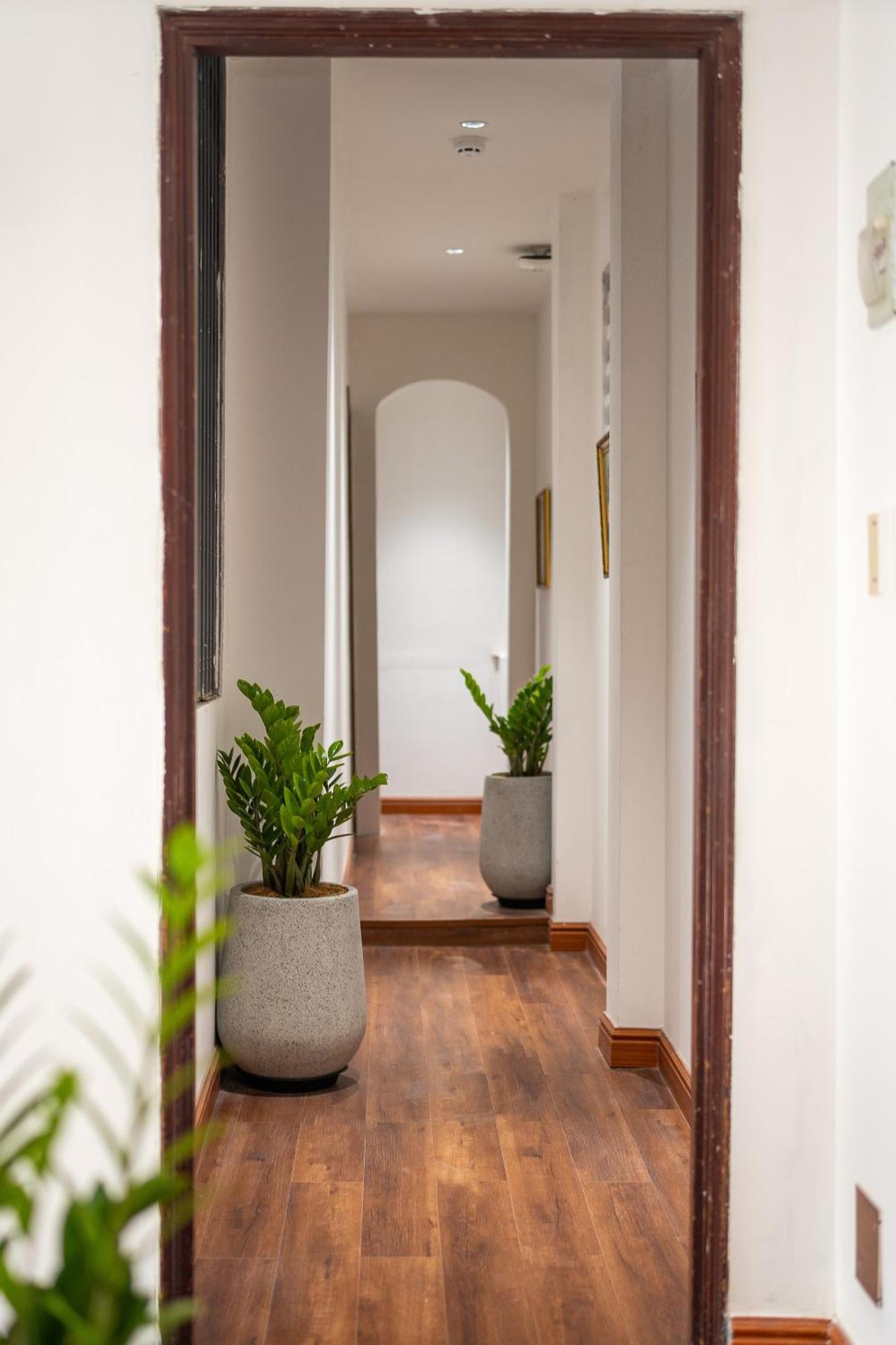 Hotel Premium Sonata Saigon Ho Chi Minh City