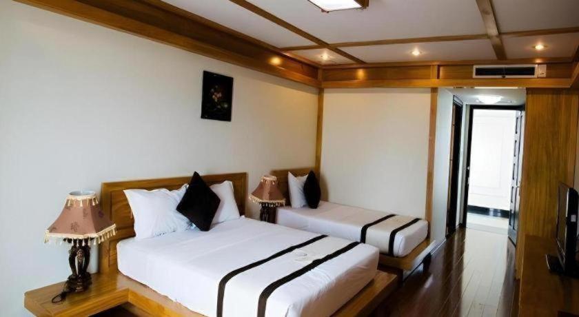 Kaya Hotel 4*