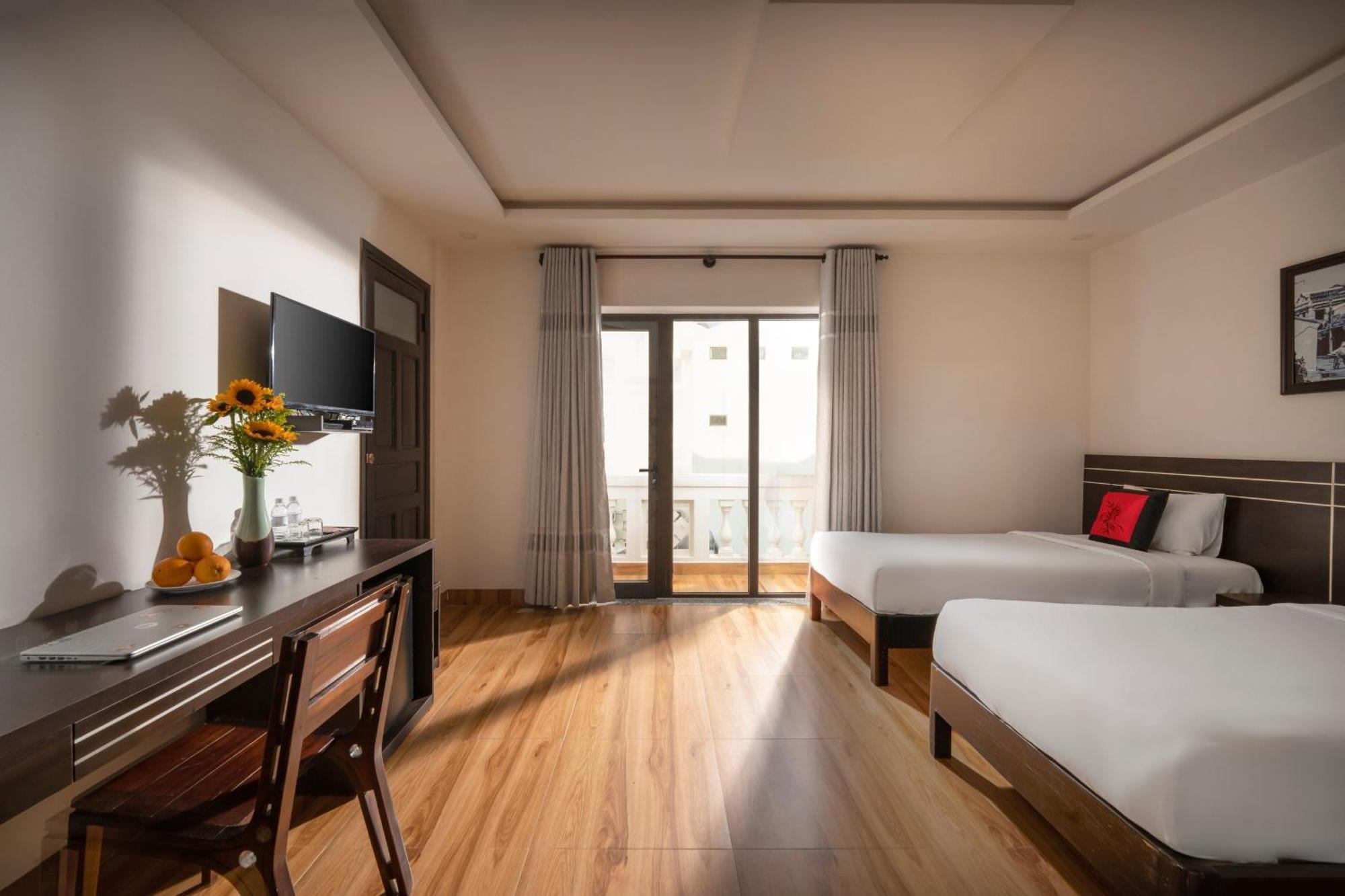 Hotel Hoian Beach Hotel