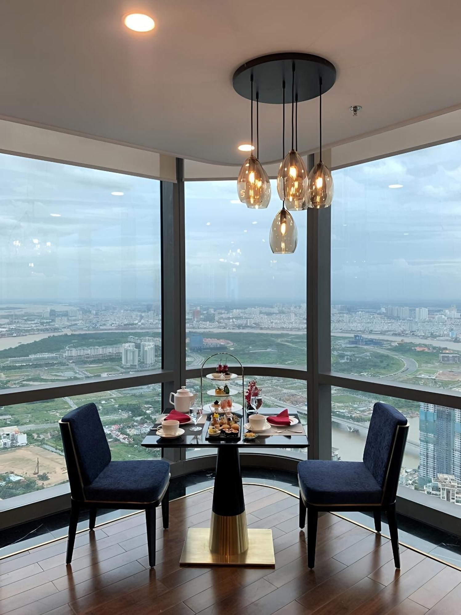 Hotel The Landmark 81 Riverside Resident