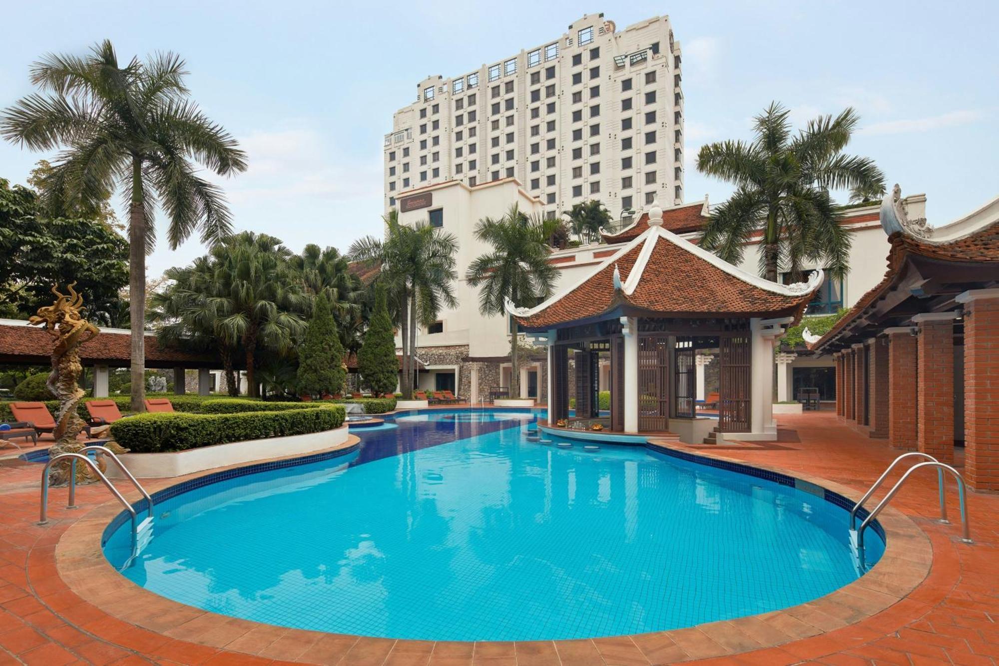 Khách sạn Sheraton