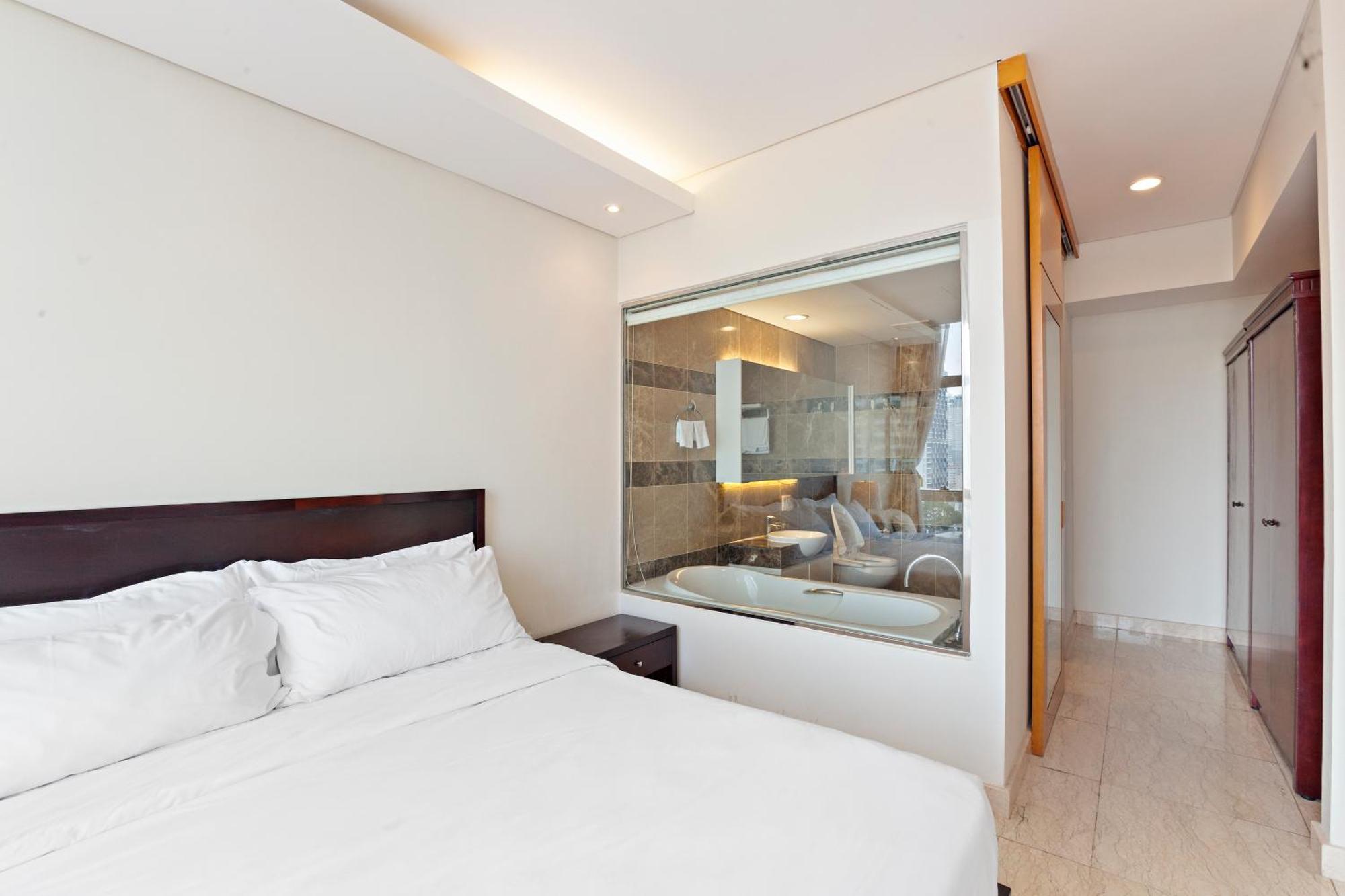 De' Lora Goldcoast Nha Trang