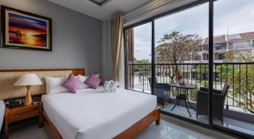 Morris Hotel 3*