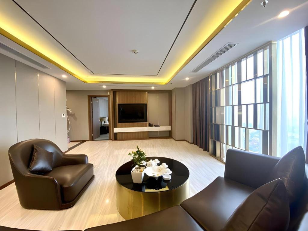 Khach San Toan Thang Stone Hotel 4*