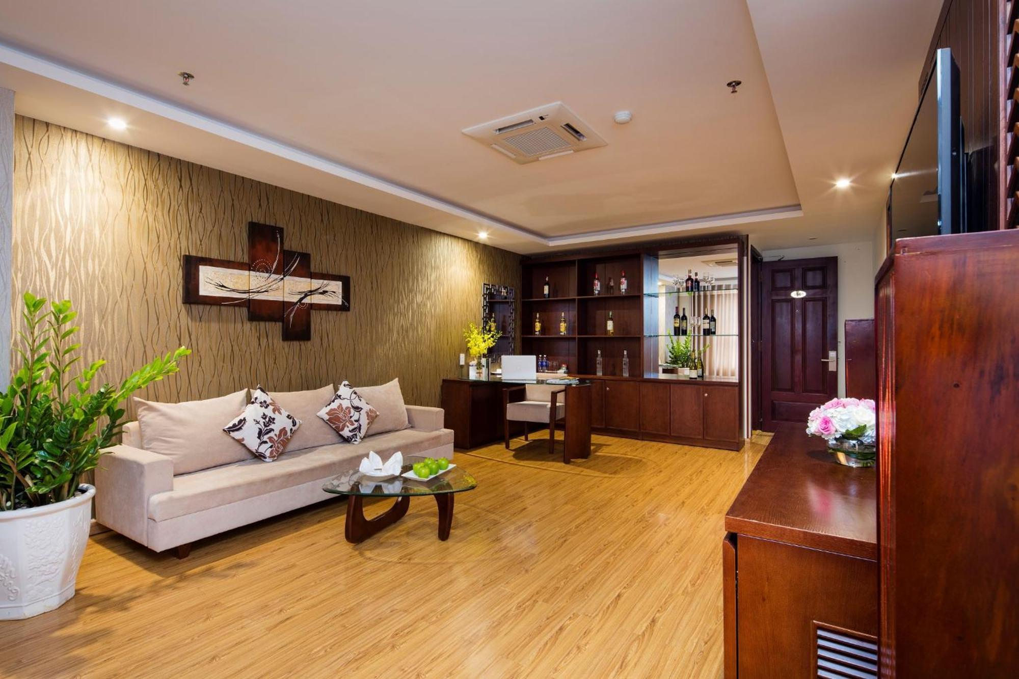 Hotel Galliot Nha Trang