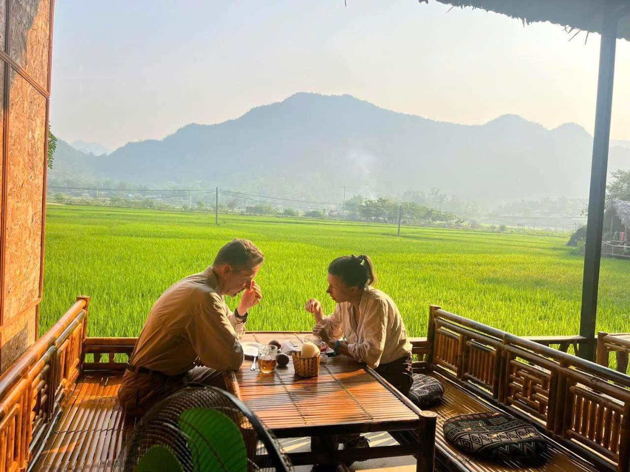 Little Homestay *