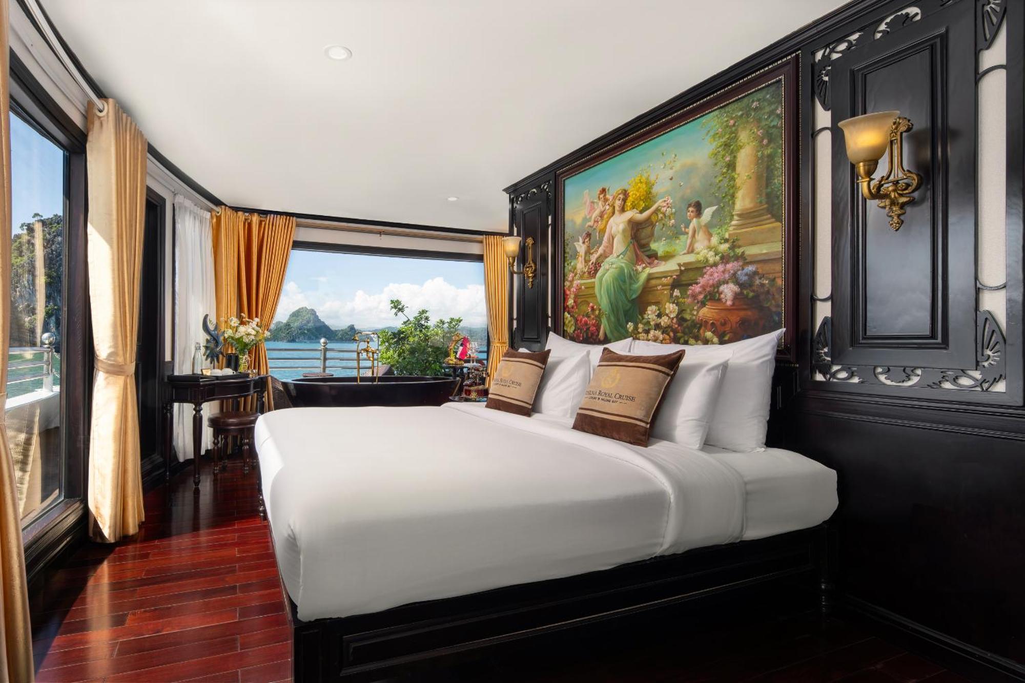 Athena Royal Cruise - Luxury In Halong Bay 5*
