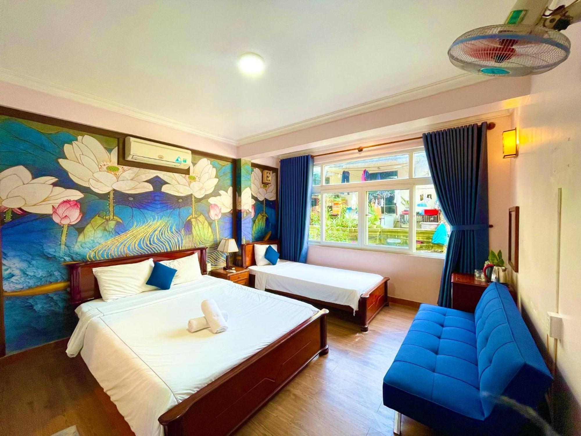 Pink Lotus Hotel
