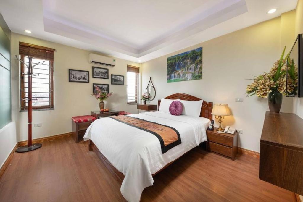 Hotel Viet Village